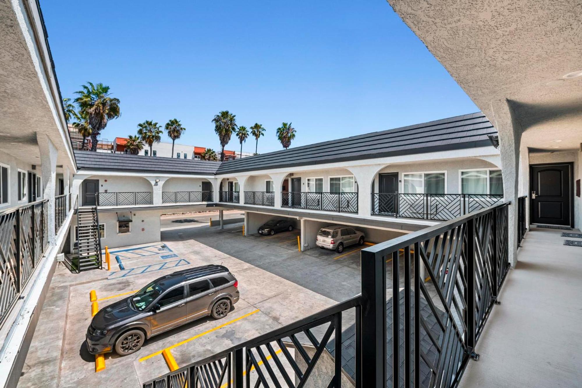 Hyland Inn Long Beach Eksteriør bilde